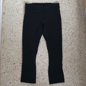 lululemon running crops, black, size 4